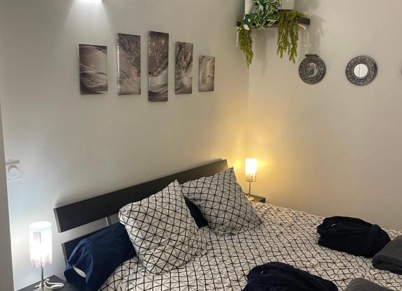 Chambre agréable avec jacuzzi