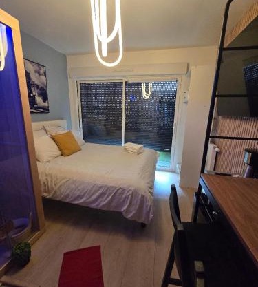 Chambre avec sauna et balcon