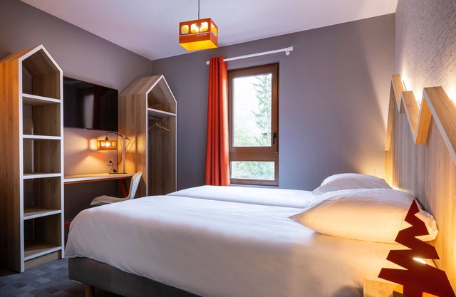 Chambre Confortable avec Vue Village | Wi-Fi | By LeaveTown