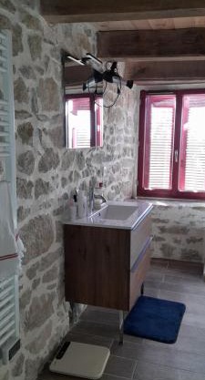 Chambre double chez Emilienne