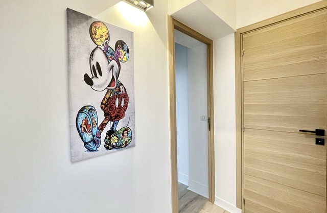 Chambre Triple Avec Salle de Bains Privative à 10 Minutes de Disneyland Paris
