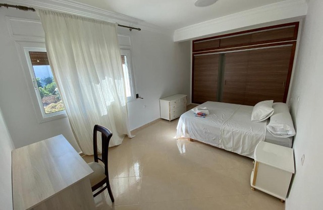 Chambres rooms tetouan Ladies only