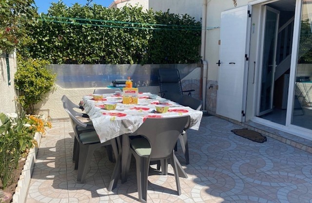 Charming Villa T3 with Mezzanine, AC, Private Parking, Terrace - Sleeps 6