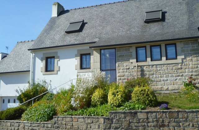 Character house 10 minutes from beaches