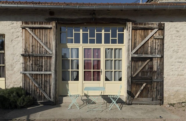 Charming Workshop with Garden and Wifi