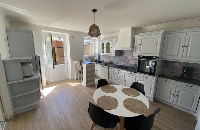 Charmant Cottage des Bords de Rance Commodités à Pied