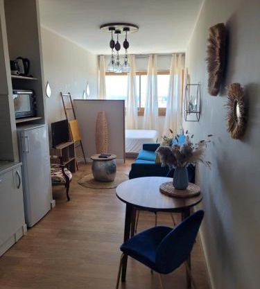 Charmant studio vue mer/parking/plage à 200m