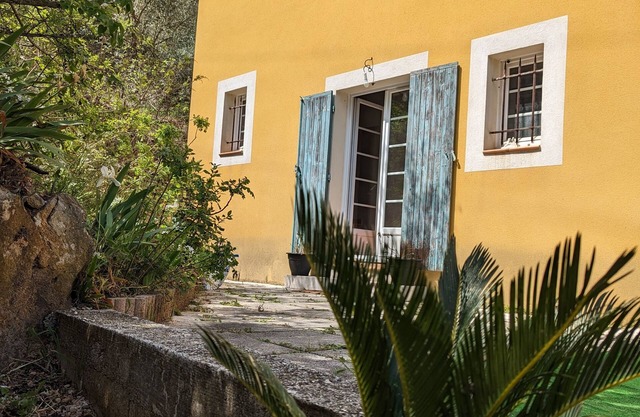 Charmant T2 Parking Premières Plages à 20 min
