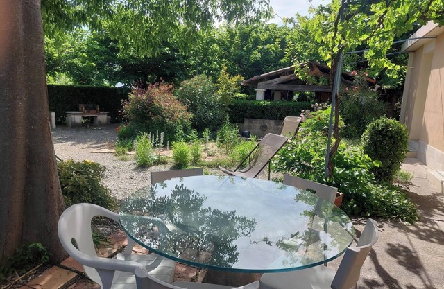 Charmante Maison Avec Jardin Proche du Centre Ville