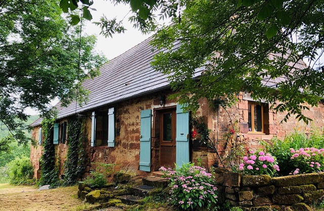 Charmante Maison Périgourdine Avec Piscine Dans un Écrin de Verdure