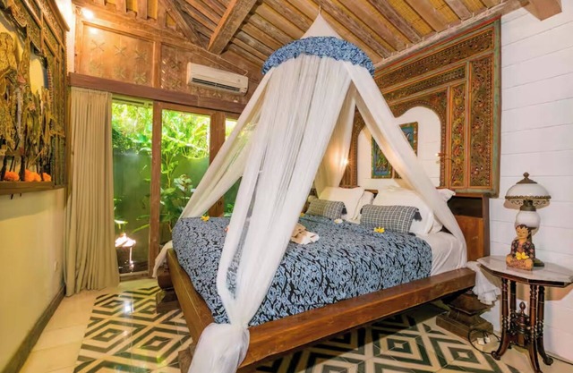 Charming 1-bedroom Villa Fully Furbished Silent Neighborhood near Icon Bali Mall
