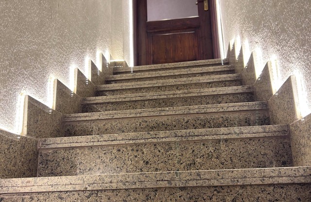 Charming 2-bedroom apartment with AC, WiFi in lovely Giza Governorate & pyramids
