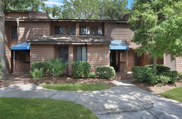 Charming, 2-bedroom 2-bath condo in enjoyable St. Simons Island