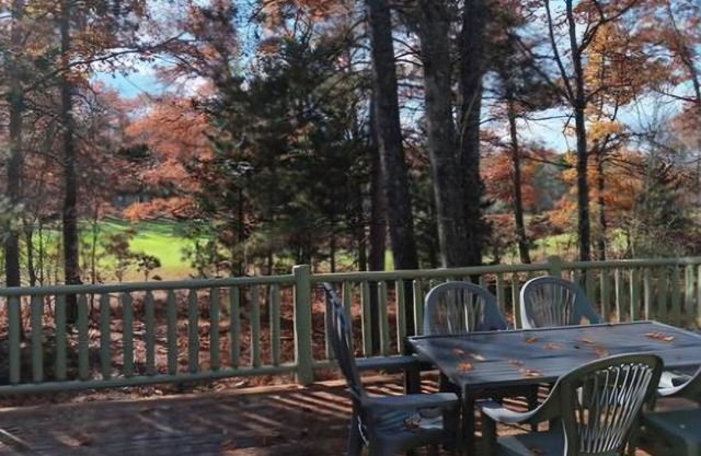 Charming 2-bedroom cabin located at enchanting Garland Golf Resort, Lewiston, MI