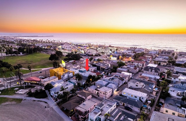 Charming 2-bedroom in the heart of Mission Beach, Steps to the Beach