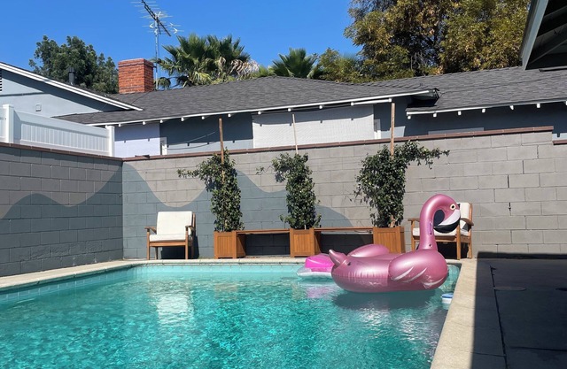 Charming 2-bedroom house, great for entertaining!
