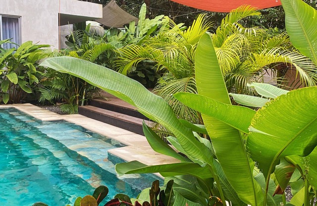 Charming 2-bedroom villa in wonderful Punta Leona with rooftop & patio. Pool