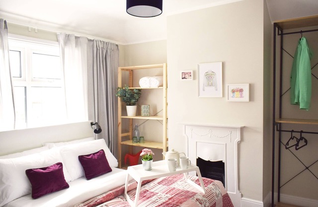 Charming 3 Bed Home near City Centre and Hospital