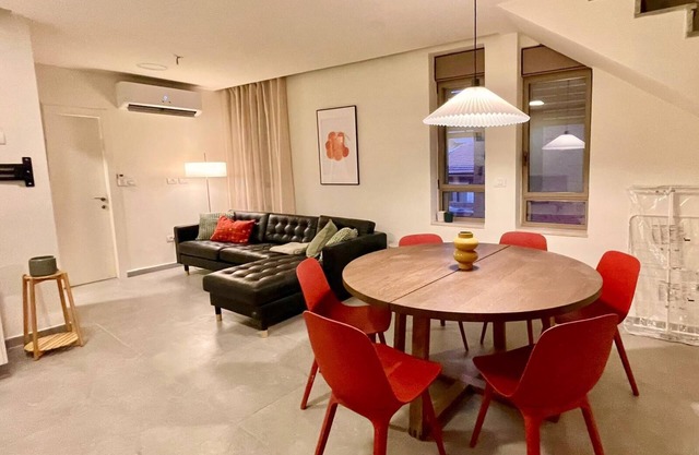 Charming 3-bedroom Duplex in Nachlaot Jerusalem