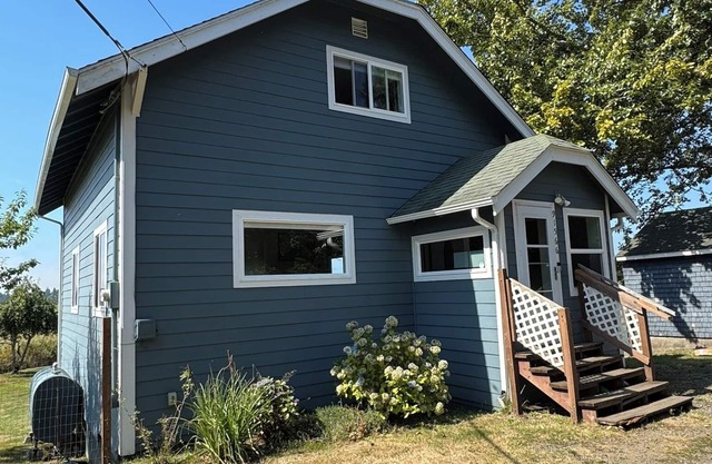 Charming 3-bedroom farmhouse in Astoria