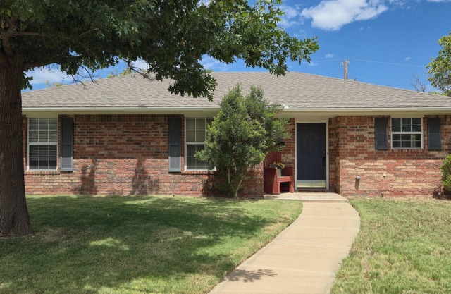 Charming 3-Bedroom Furnished Home with Office