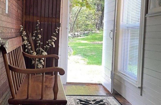 Charming 3-bedroom house in Reading, VT