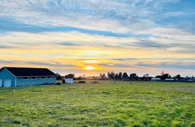 Charming 3 bedroom Residence with amazing views