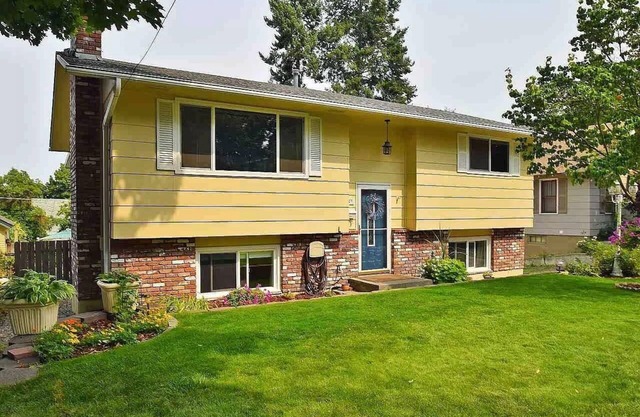 Charming 3-bedroom that sleeps 7 close to downtown, universities and hospitals