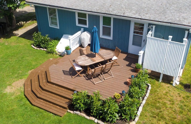 Charming 3-bedroom cottage with AC and WiFi in quaint Narragansett