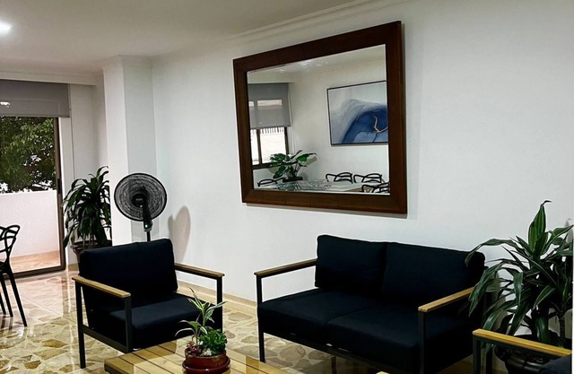 Charming 3-bedroom apartment with AC, WiFi in vibrant Cartagena de Indias