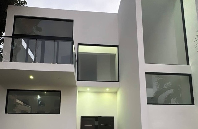 Charming 3bedroom house w/AC ,WiFi n pool in serene gated community in Tulum.