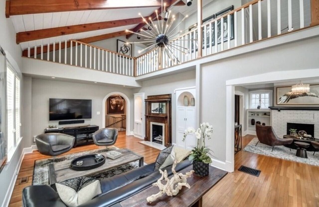 Charming 4 Bedroom Bungalow With Heated Pool Close To Piedmont Park