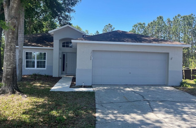 Charming 4-bedroom villa with WiFi and AC in tranquil Clermont near to Disney