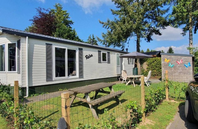 Charming 4P Cabin w Private Parking