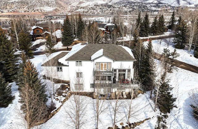 Charming 5BD Mountain Estate - Best for Families!