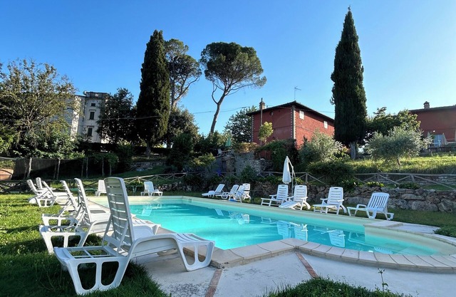 Charming 6-Bedroom Villa with Pool, Terrace & Views – Todi