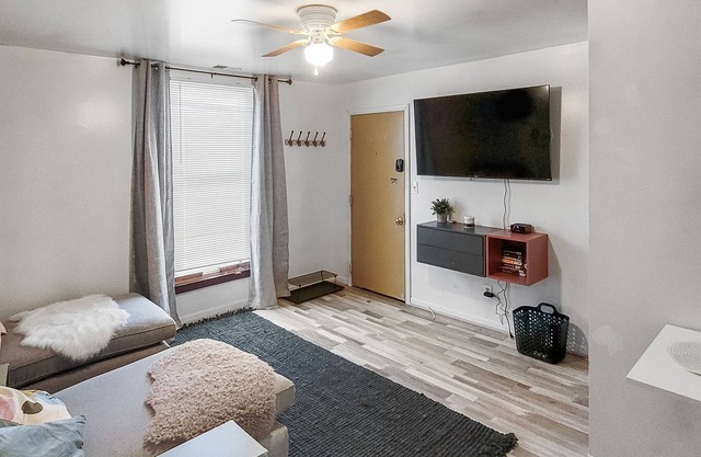 Charming and Cozy Urban Retreat