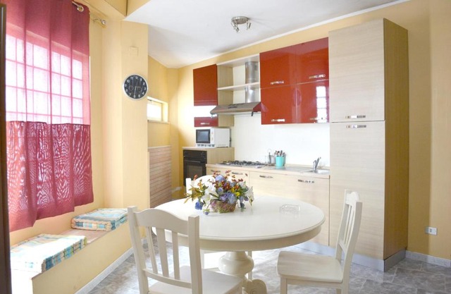Charming Apartment Reggio Calabria 60 m² + Parking