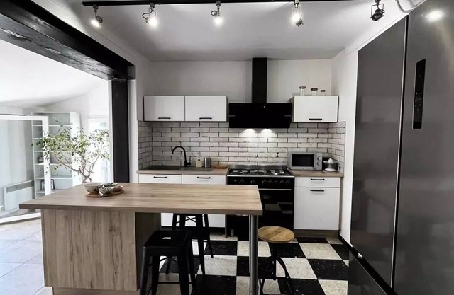 Charming Canétoise house near beach and amenities!