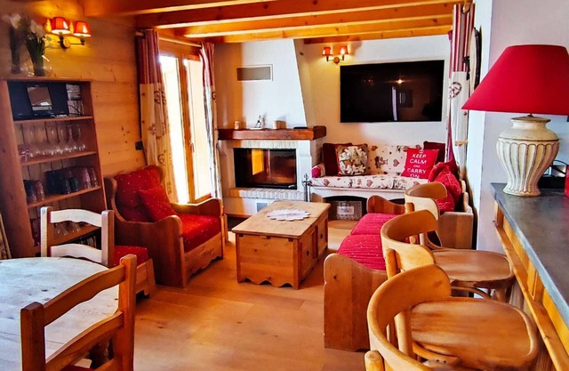 Charming chalet in Isola 2000 with fireplace