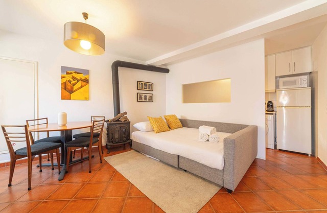 Charming Classic-Rustic Retreat in Historic Lisbon
