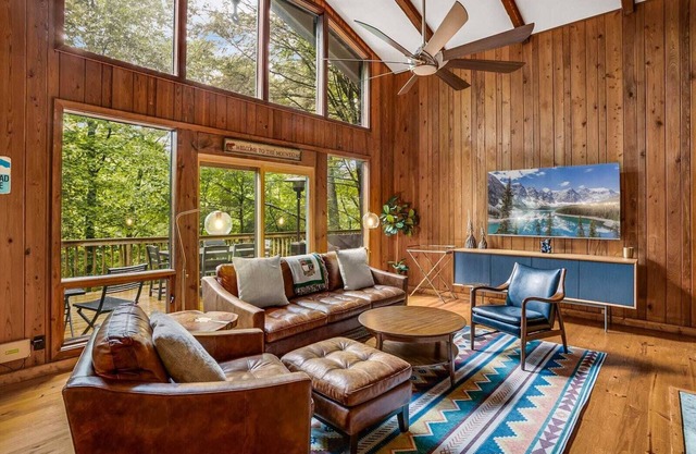 Charming Cottage in Gated Community