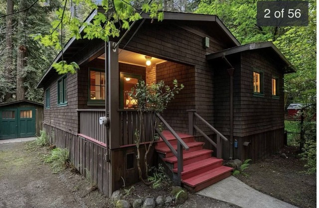 Charming Cottage Nestled In The Redwoods at The Russian River