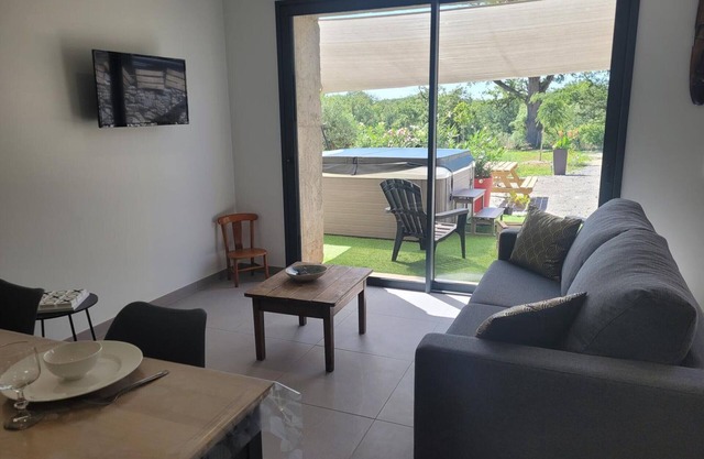 Charming Cottage with Spa and Homemade Jams in Couzon