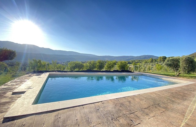 Charming Couples' Getaway: Riverside Retreat with Pool, Sierra de Cazorla Views
