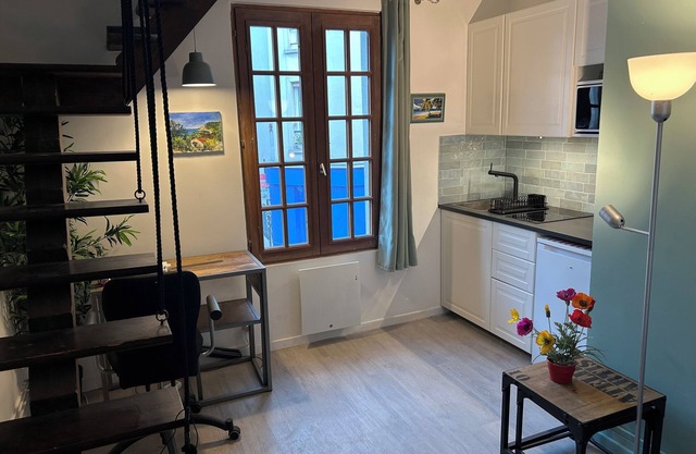 Charming duplex apartment in the typical Butte aux Cailles neighborhood