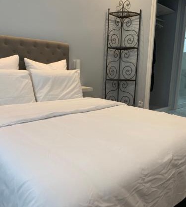 Charming Eiffel Tower Appartement