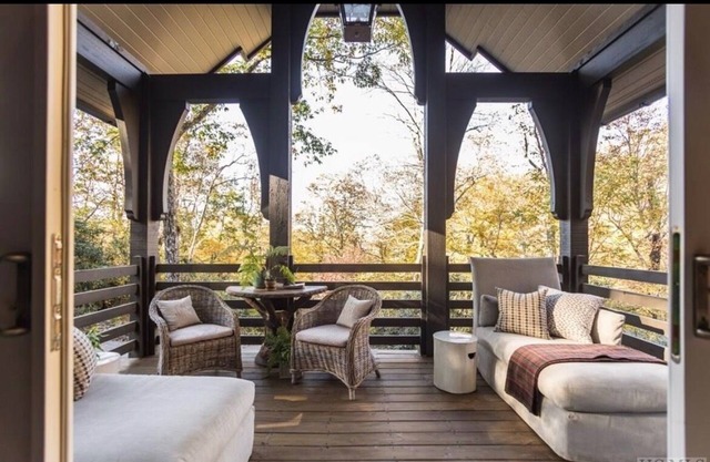 Charming Escape in Highlands Falls Country Club