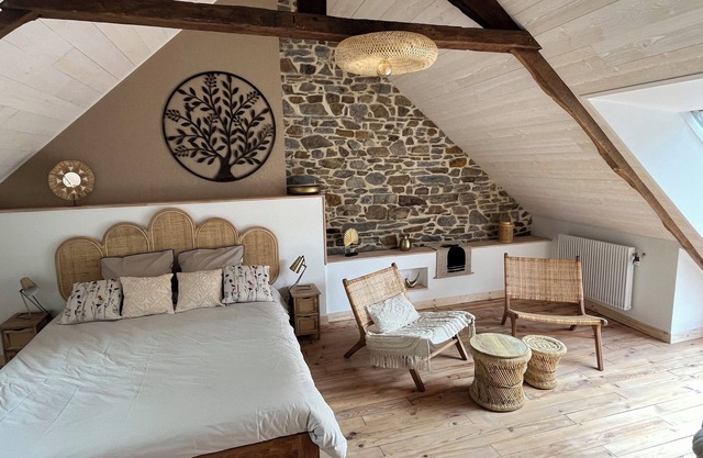 Charming fisherman's cottage on the port