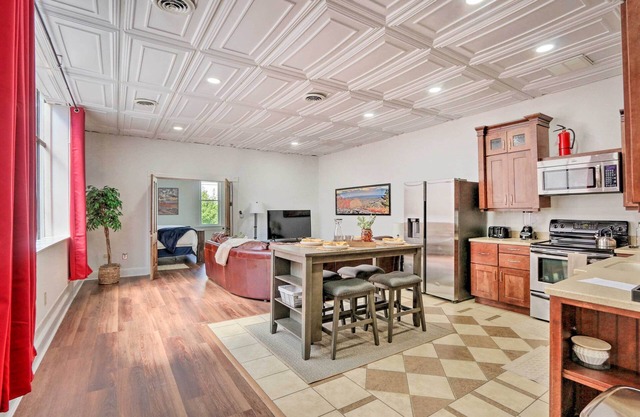 Charming Front Royal Retreat ~ 1 Mi to River!